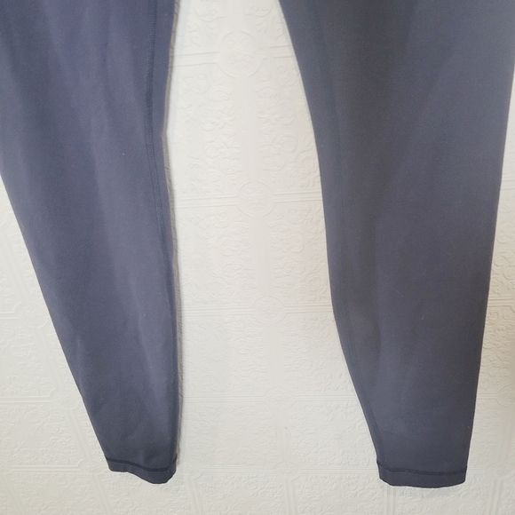Lululemon Wunder Under Low Rise tight - Picture 6 of 12